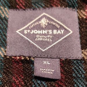 St. John's Bay Women's Puffer Jacket - Black and Red